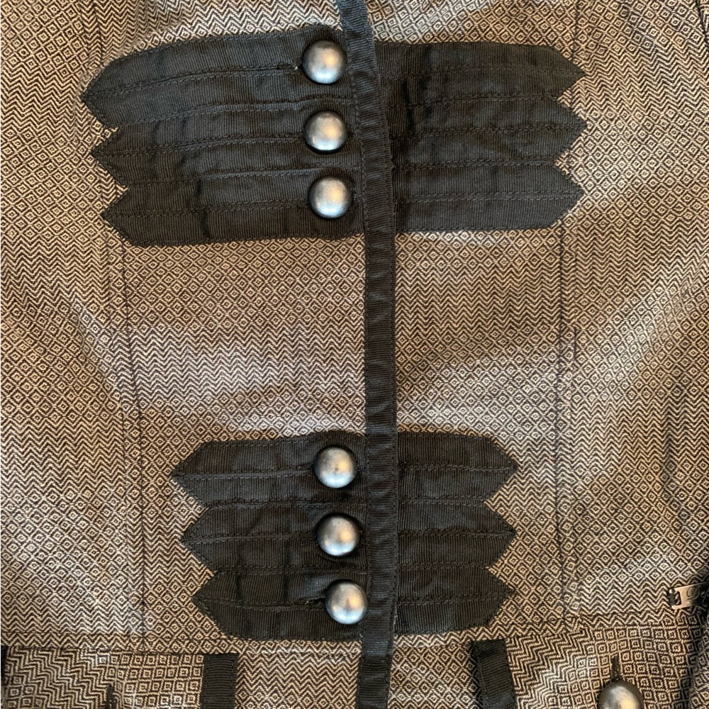 Unique Woman’s jacket size medium! - Picture 2 of 13